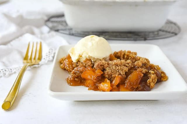 Mango Crumble